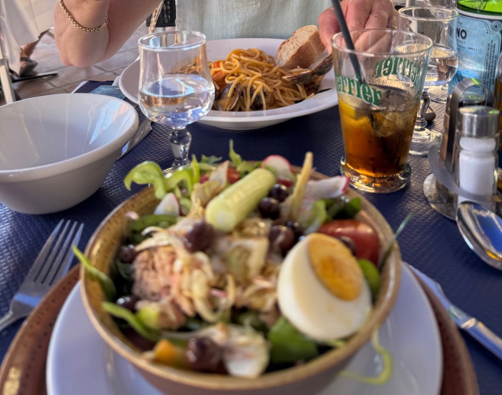 Delicious lunch at Le Safari near the Nice markets. 